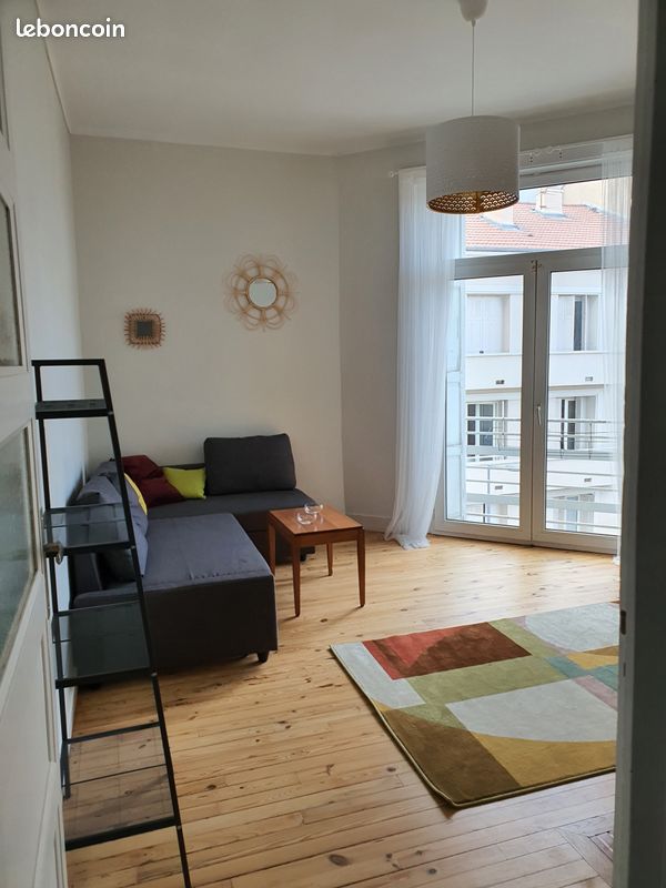 Appartement 3 pièces 70 m² · à Saint-Étienne · 70 m² · 670 €