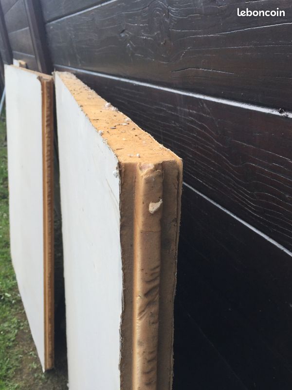 Chutes de plaques polyuréthane (image 1)