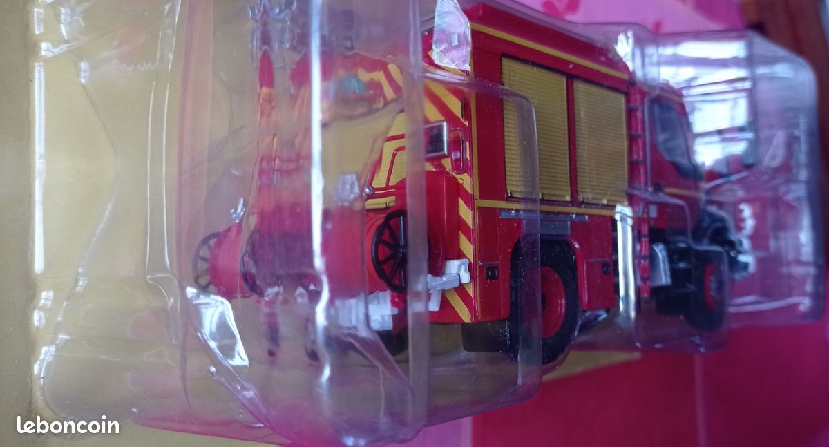 RENAULT MIDLUM - Camion de Pompiers Citerne Rural Moyen GIMAEX, des Sapeurs Pompiers du NORD (59) - - échelle 1/43 - Neuf en Boite d'origine non ouverte - Ref. N° 134 (image 3)