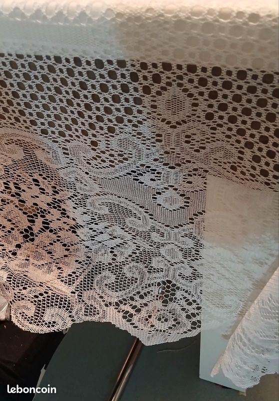 Nappe en dentelle (image 3)