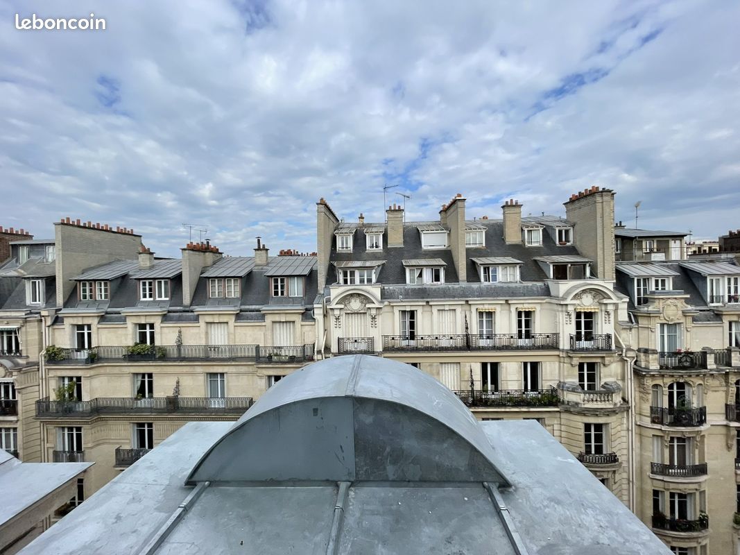 Appartement 1 pièce 18 m² · à Neuilly-sur-Seine · 18 m² · 850 €/mois