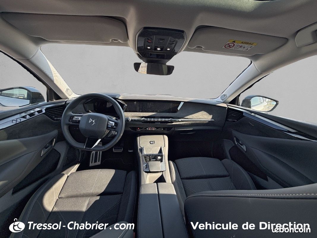 DS N°4 E-Tense Etoile - Alcantara (image 10)