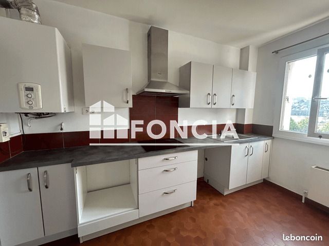 Appartement 3 pièces 74 m² · à Rodez · 74 m² · 650 €