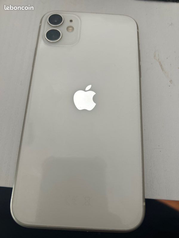IPhone 11 pour pièces (image 2)