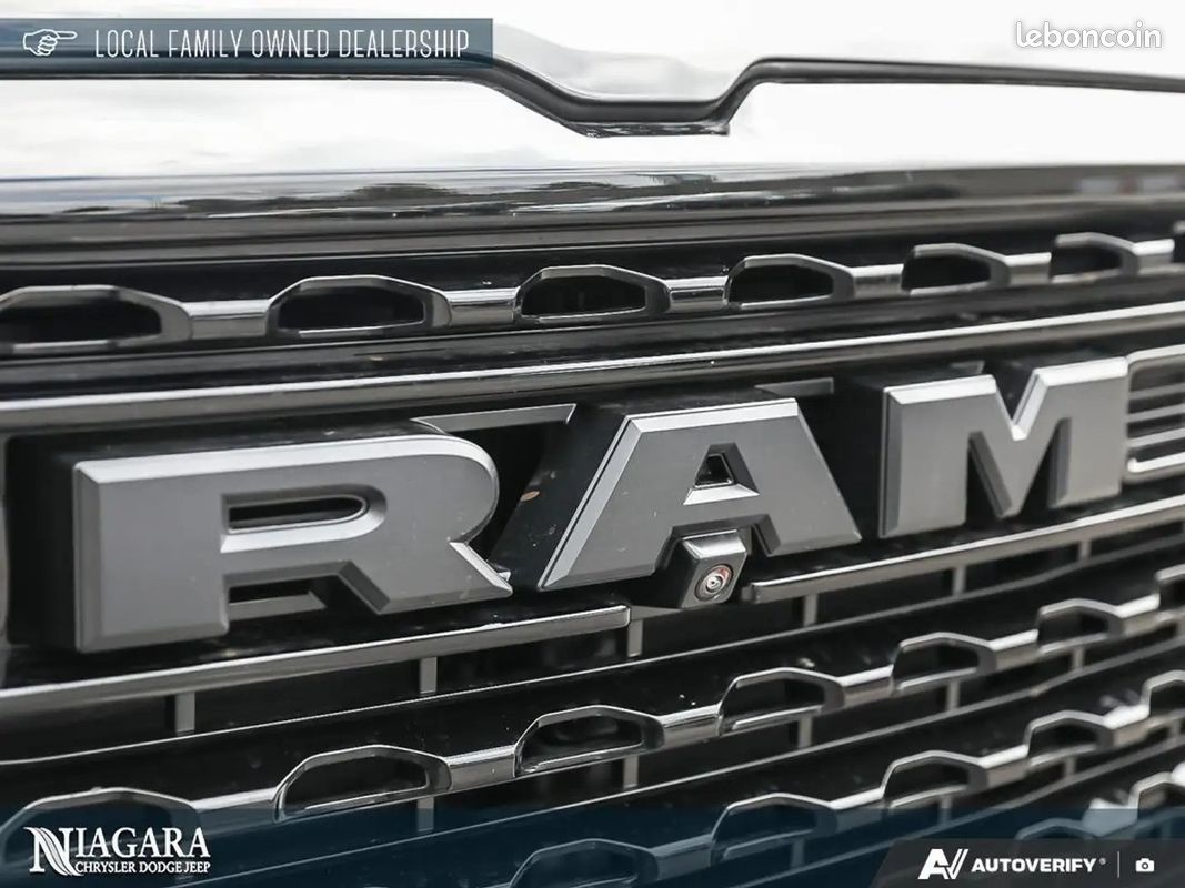 Dodge RAM 1500 Limited 5.7 HEMI V8 4x4 Crew Cab – Night Edition – Neuf 2026 - TVA récupérable (image 15)
