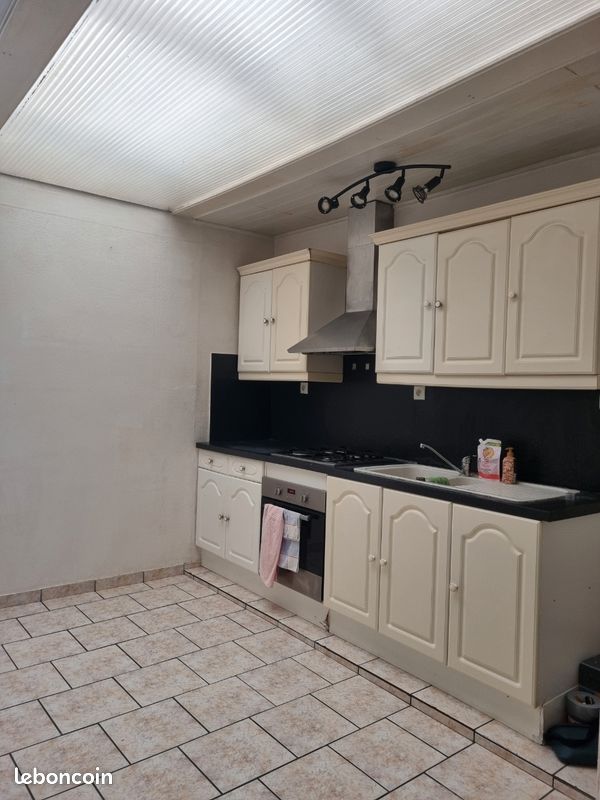 Maison 3 pièces 80 m² · à Douai · 80 m² · 95 000 €
