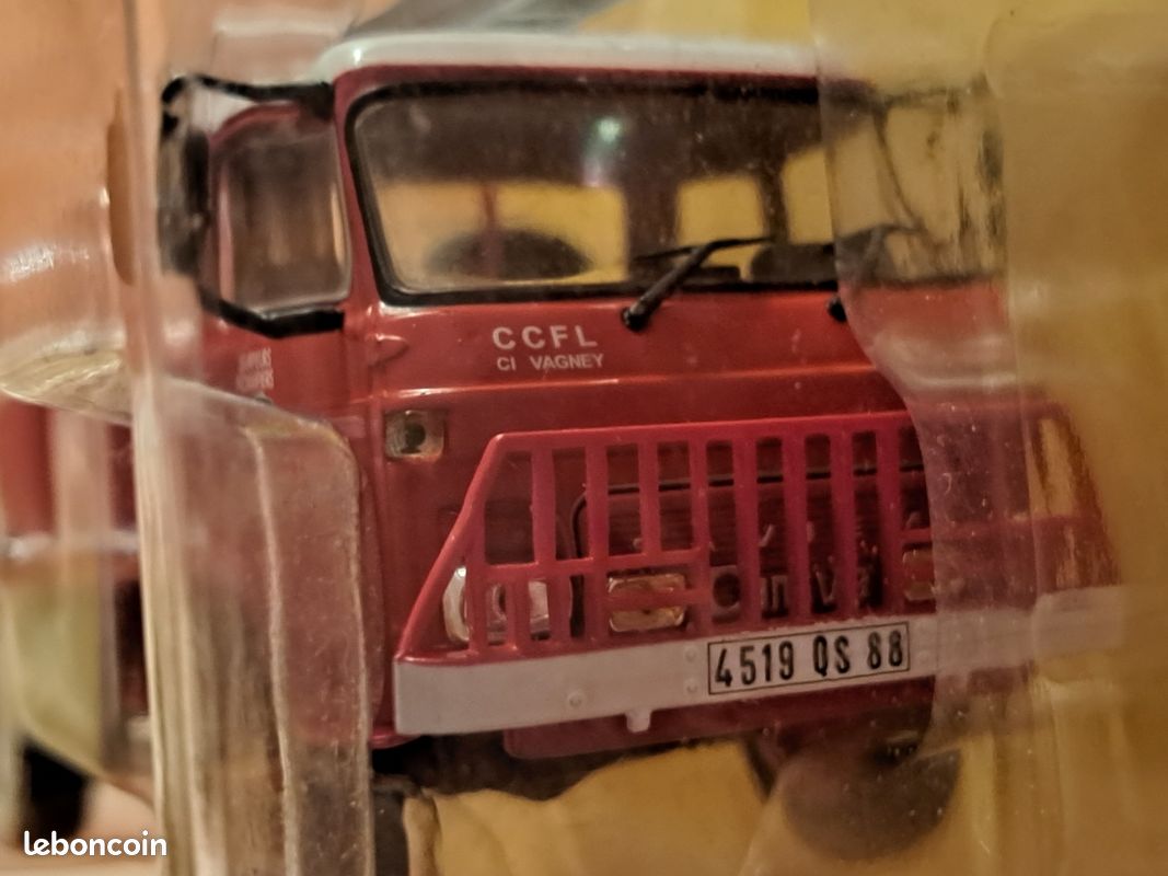 Modellino Pompieri 1/43 – Unic 75 PC Bouches Du Rhones – Altaya/IXO – Nuovo