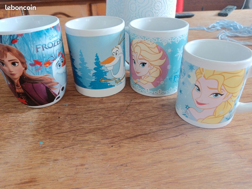 Lot tasse reine des neiges (image 1)