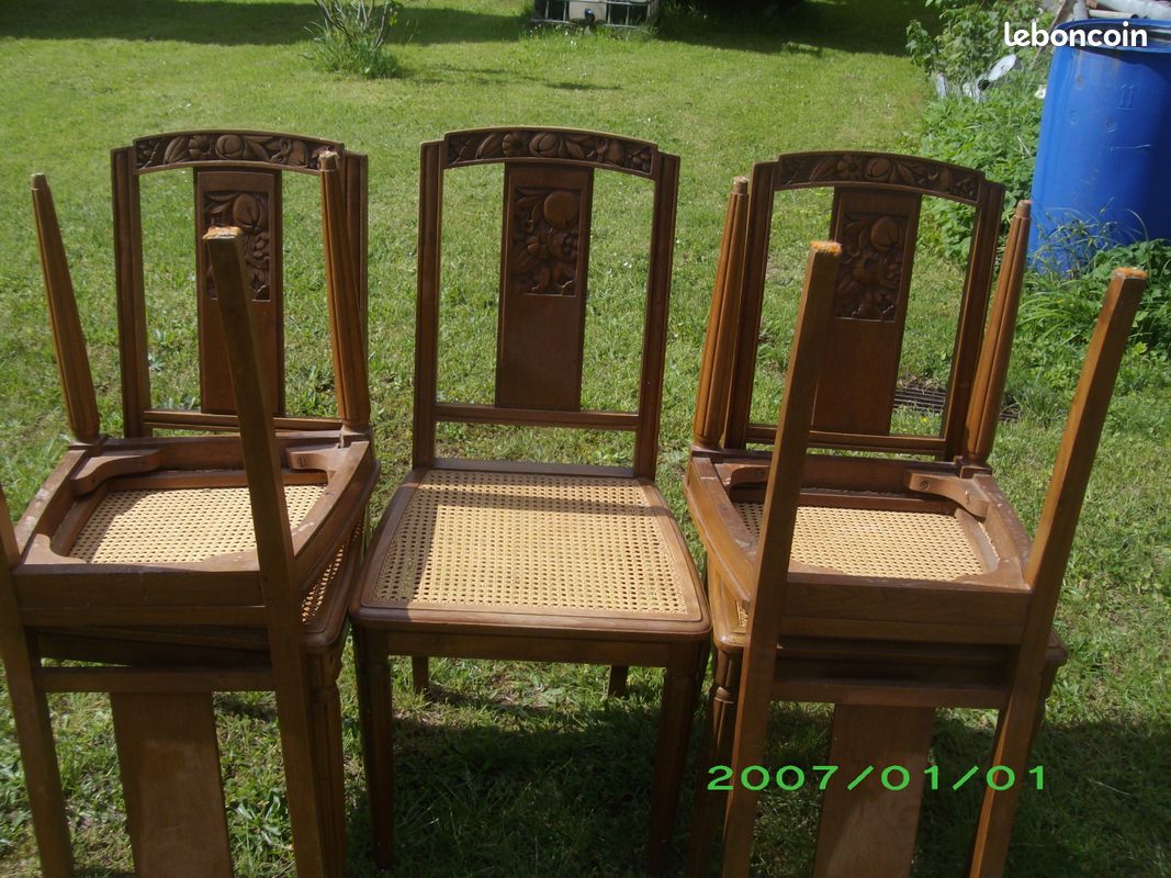 5 chaises cannées (image 1)