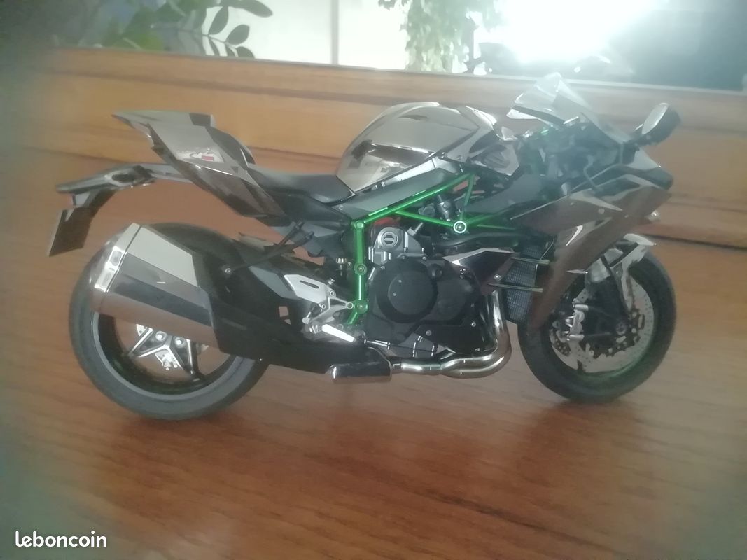 Maquette moto (image 2)