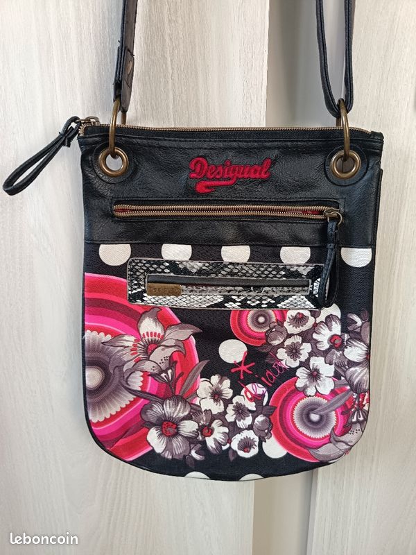 Cdiscount Sac Ã Main Noir Desigual Sac Desigual Femme Sac à Main