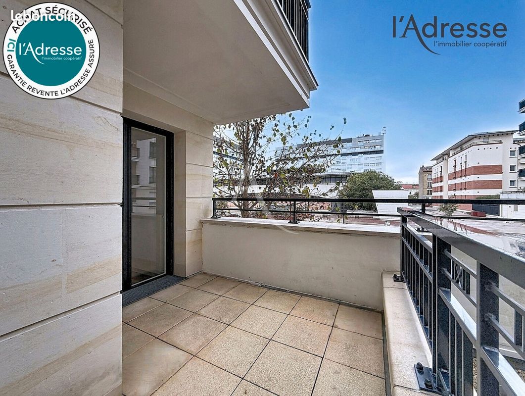 Appartement 2 pièces 42 m² · à Suresnes · 42 m² · 300 000 €