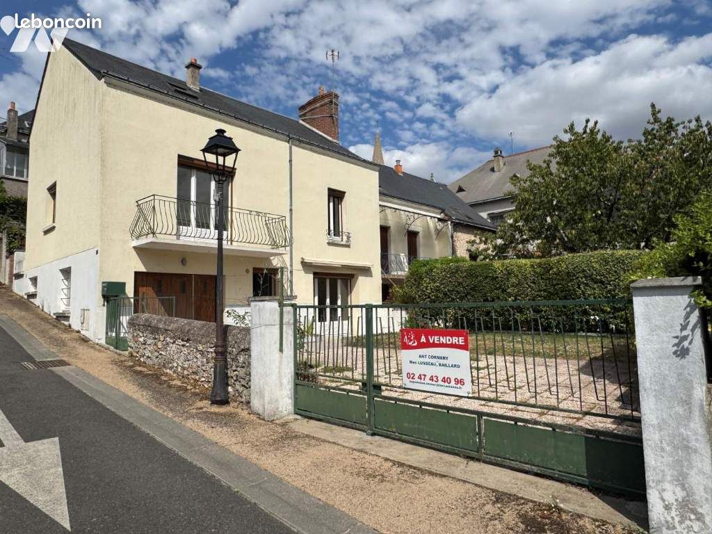 Maison 5 pièces 106 m² · à Esvres · 106 m² · 242 240 €