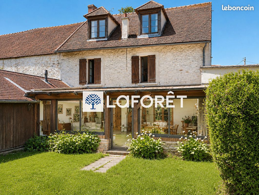 Maison 6 pièces 195 m² · à Jouy-le-Châtel · 195 m² · 232 000 €