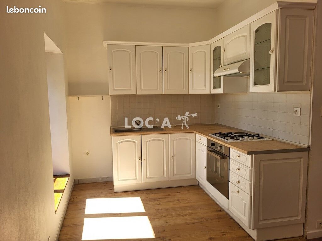 Appartement 3 pièces 60 m² · à Caluire-Et-Cuire · 60 m² · 880 €