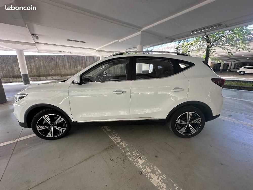 MG ZS EV Luxury 100 % électrique - 1ère main - Toit panoramique - Batterie 88,4% - 2 câbles fournis (image 2)