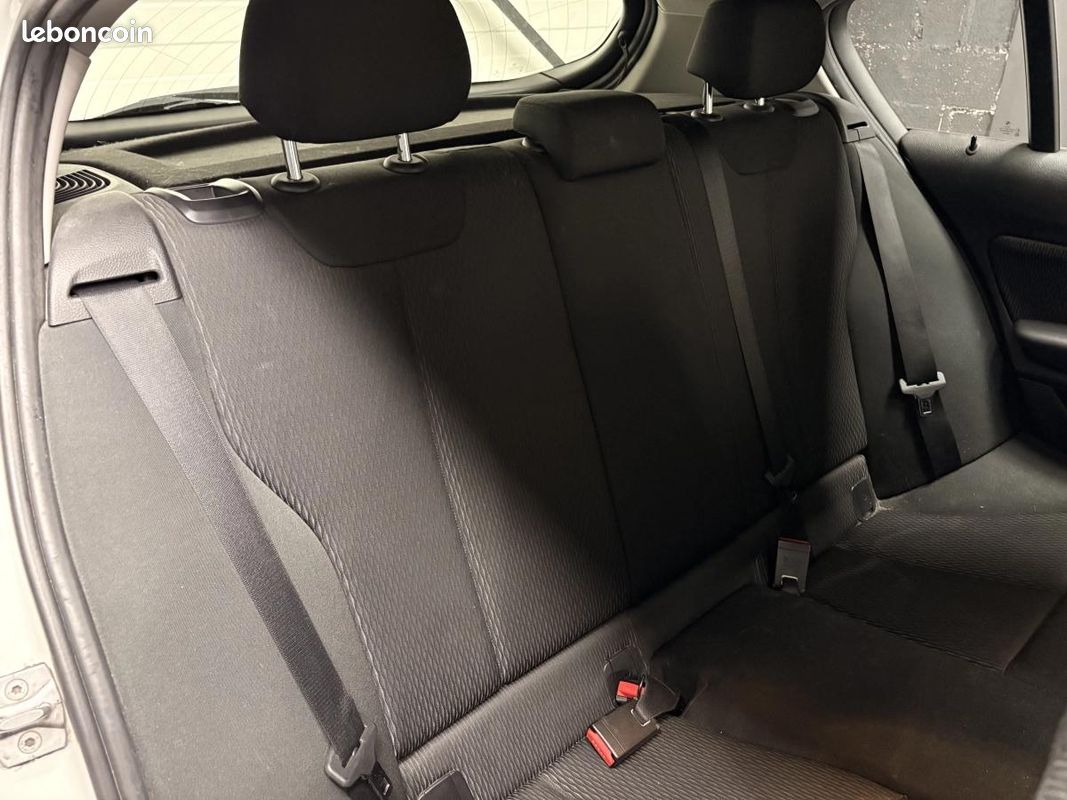 Bmw Serie 1 1.5 116 I 110 PREMIERE FLEXFUEL SIEGES CHAUFFANTS VOLANT ET POMMEAU MSPORT (image 6)