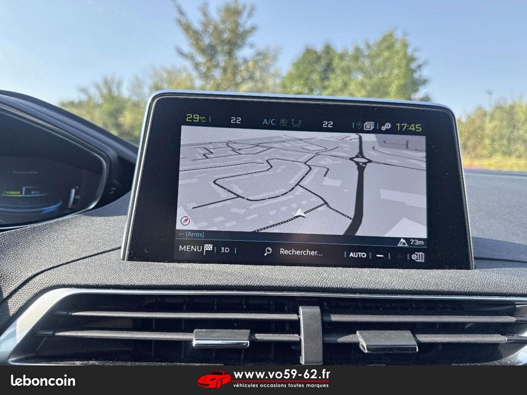 Peugeot 3008 HYBRID 225ch GT Line e-EAT8 10cv (image 17)