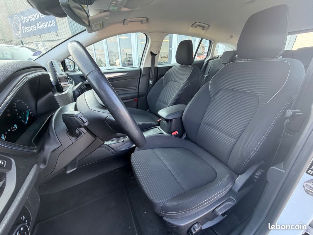 FORD FOCUS BREAK 1.0 ECOBOOST SCTI 125CH TITANIUM - BLUETOOTH - GPS - CROCHET D'ATTELAGE - RADAR DE RECUl (image 10)
