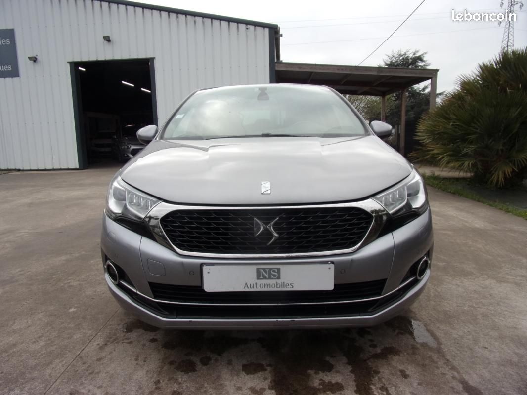 DS 4 BlueHDi 150 S&S BVM6 Sport Chic (image 2)