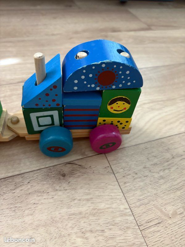 Train en bois bébé (image 5)