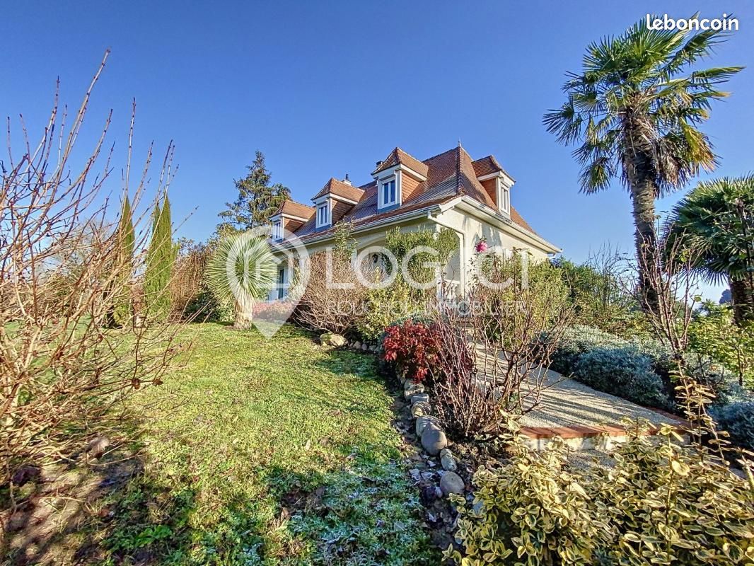 Maison 5 pièces 173 m² - Arzacq-Arraziguet 64410 (image principale 0)