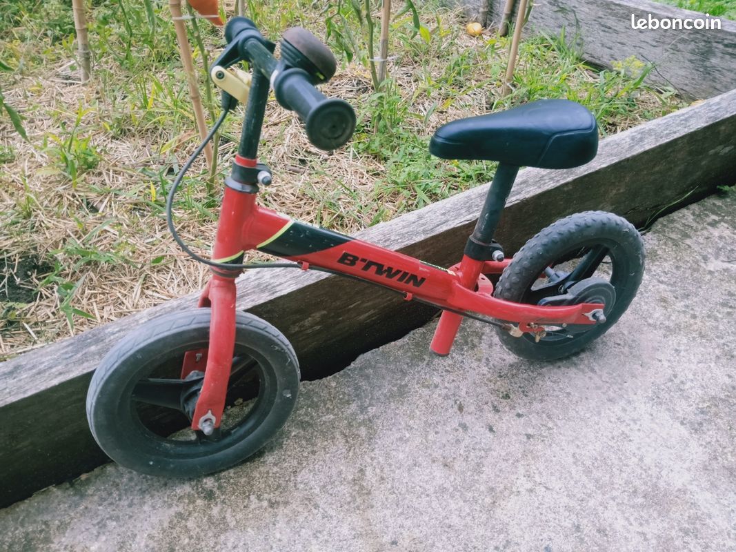 Draisienne enfant 10 pouces runride 520 rouge vtt b'twin Vélos