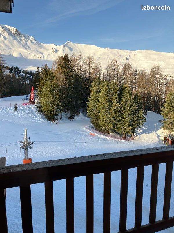 Location studio la Plagne du samedi premier mars au samedi neuf mars ( ou du dimanche au dimanche) (image 1)