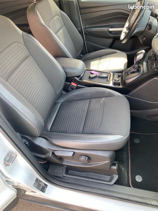 FORD KUGA 1,5 TDCI 120. Boite auto (image 3)