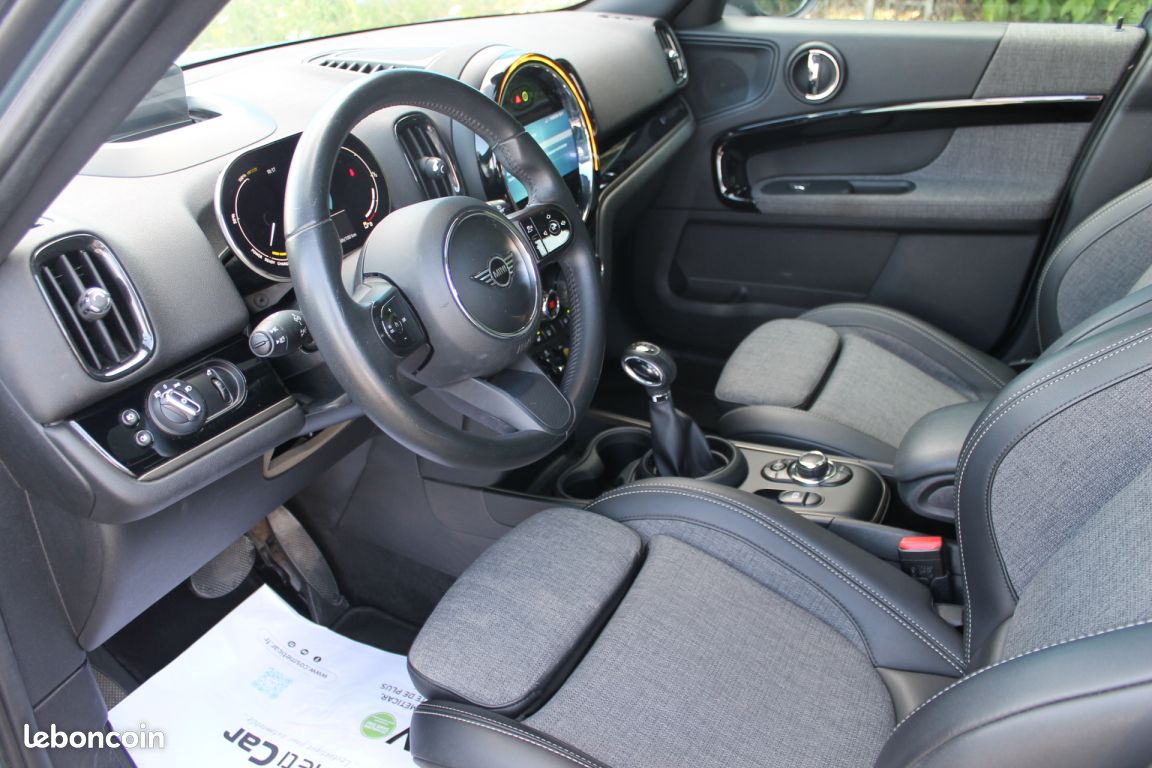 Mini Countryman F60 LCI 125 - 95 ch ALL4 BVA6 Cooper SE Edition Northwood (image 7)