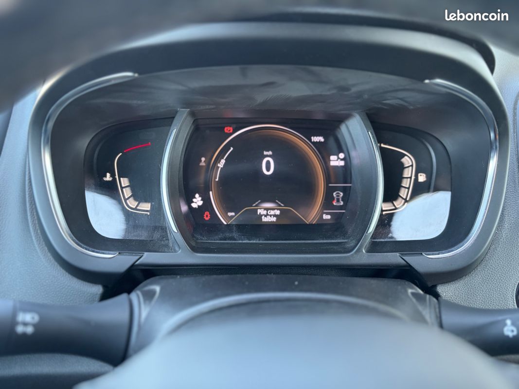 RENAULT GRAND SCENIC dCi 130 Energy Intens 7CV / 7 PLACES / CARPLAY / CAMERA RECUL (image 11)