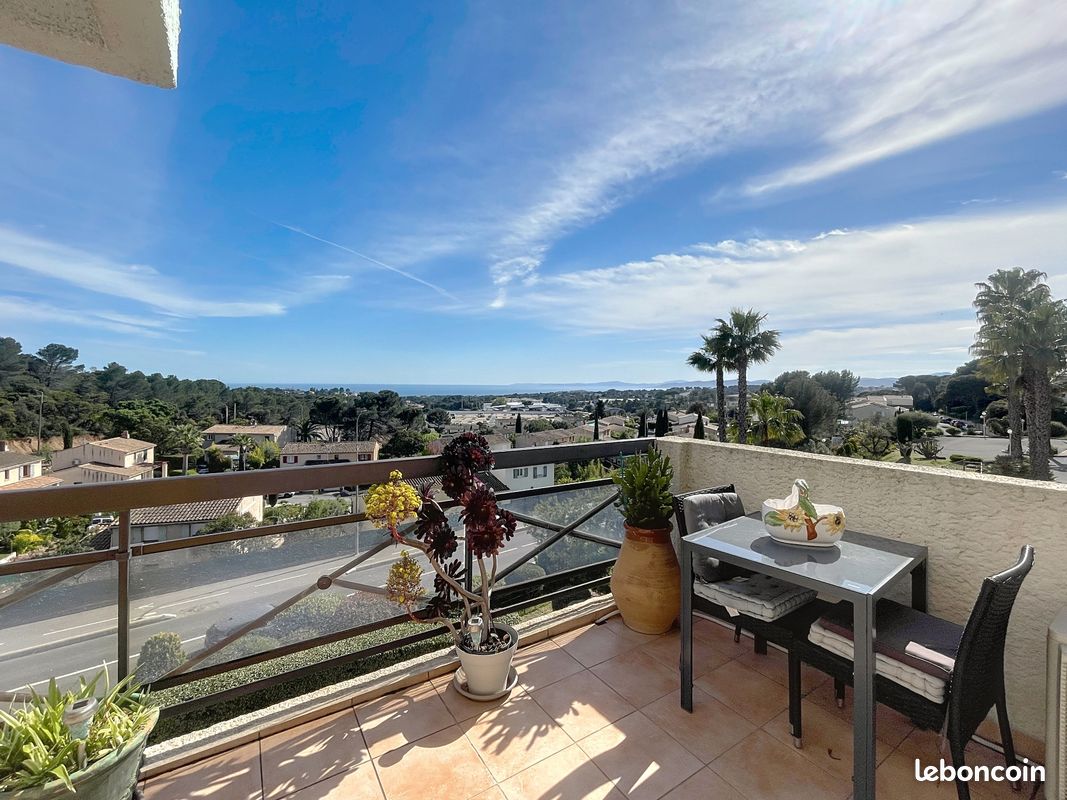 Appartement 3 pièces 65 m² · à Saint-Raphaël · 65 m² · 1 600 €/mois
