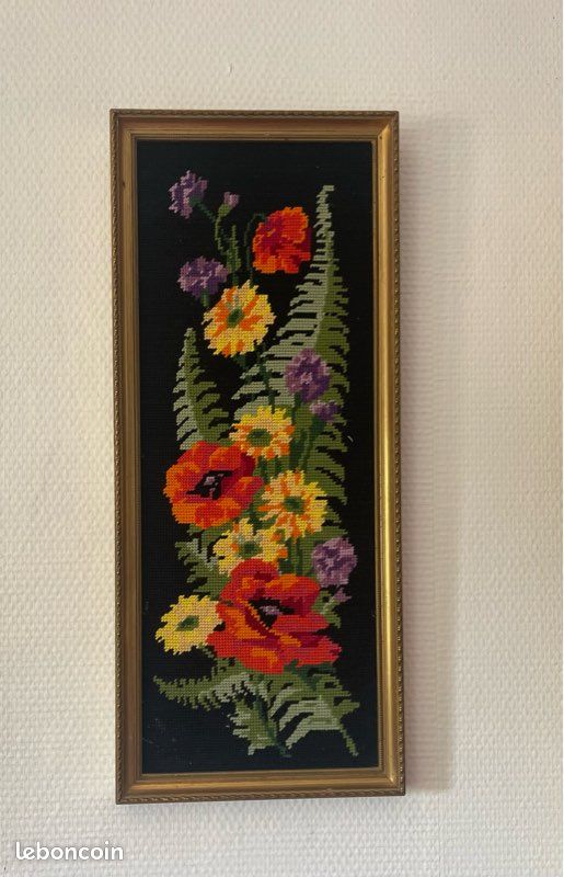 Ancien Tableau Canevas Vintage – Bouquet de Fleurs – Cadre Doré d'Époque Strasbourg (image 1)