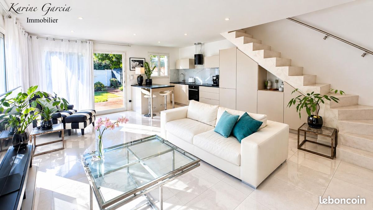 Maison 4 pièces 106 m² · à Sanary-sur-Mer · 106 m² · 690 000 €