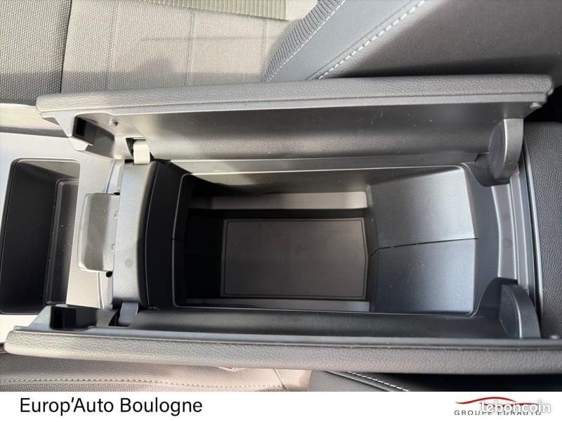 Opel Astra 1.2 Turbo Hybrid 145ch Ultimate e-DCT 6 (image 18)