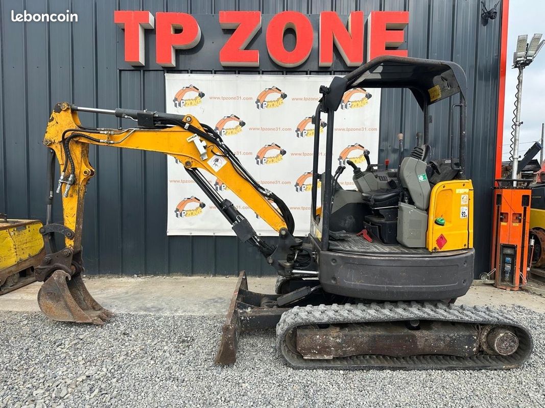 Bobcat E26 à 18 500  HT (image 2)