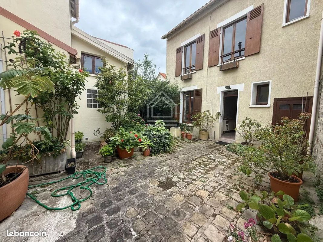 Maison 7 pièces 158 m² · à Fontenay-sous-Bois · 158 m² · 690 000 €