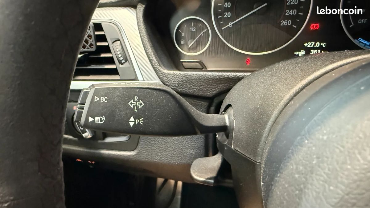 BMW Série 330e 252ch M Sport - Stage 2 - Éthanol - Suivi complet - Caméras 360 - Toit ouvrant - Harman Kardon - Apple CarPlay - Affichage tête haute - 390 ch (image 31)