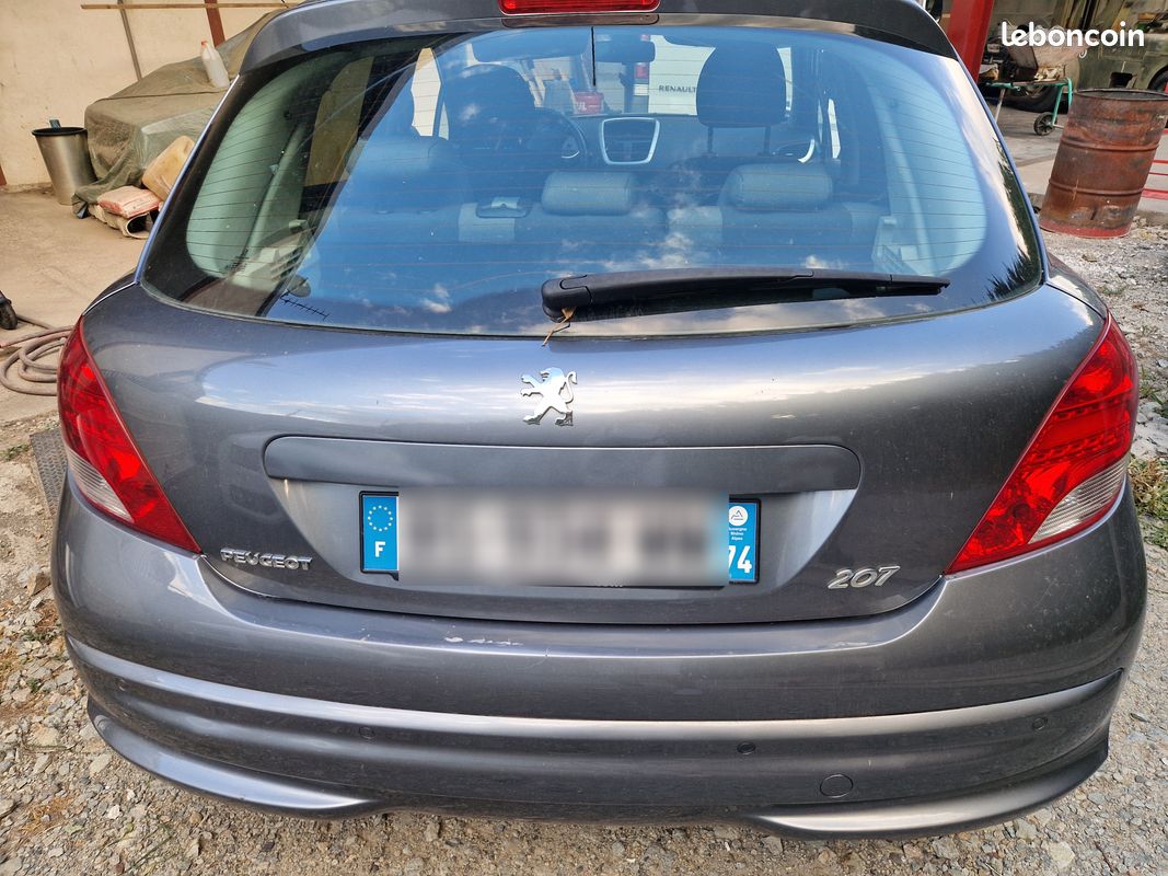 207 hdi (image 1)