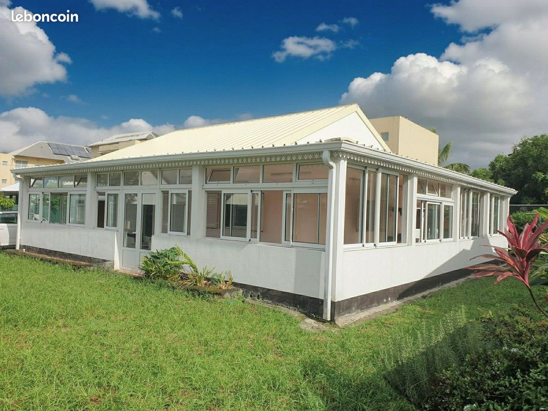 Maison 67 pièces 257 m² · à Bras-Panon · 257 m² · 386 900 €
