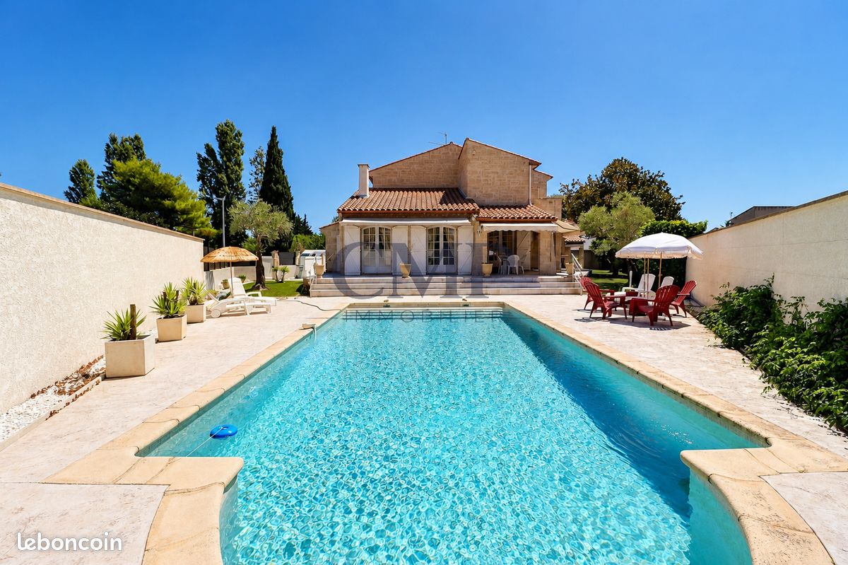 Maison 7 pièces 192 m² · à Lattes · 192 m² · 950 000 €