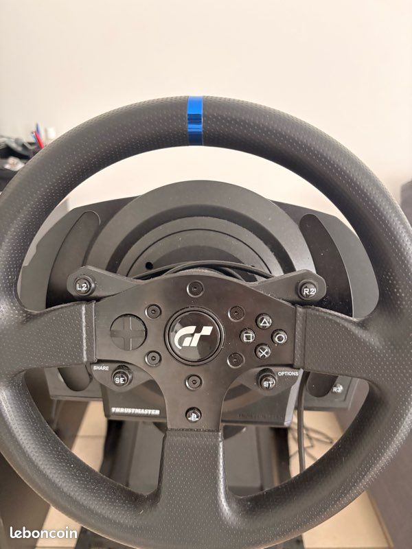 Volant thrustmaster T300 GT + support (image 1)