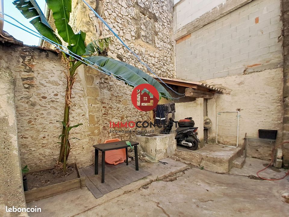 Maison 4 pièces 95 m² · à Roquemaure · 95 m² · 140 000 €