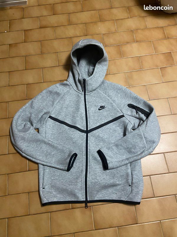 Veste nike tech gris taille M (image 1)