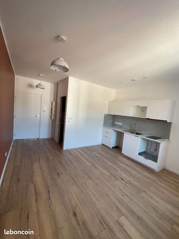 Appartement 2 pièces 30 m² · à Mazamet · 30 m² · 445 €/mois
