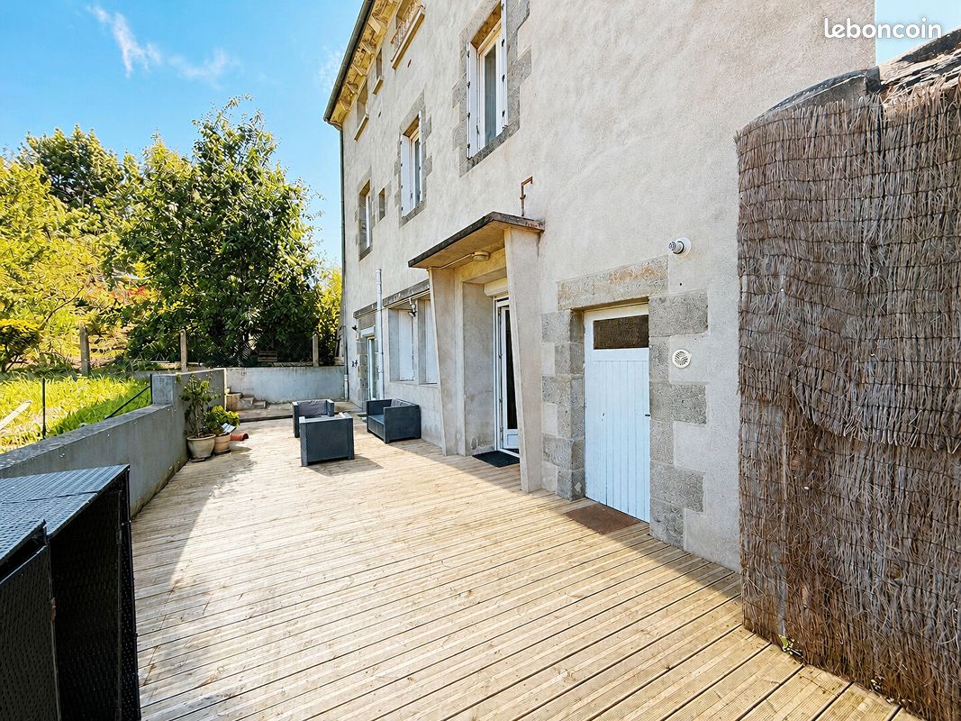 Maison 9 pièces 218 m² · à Saint-Brieuc · 218 m² · 363 965 €