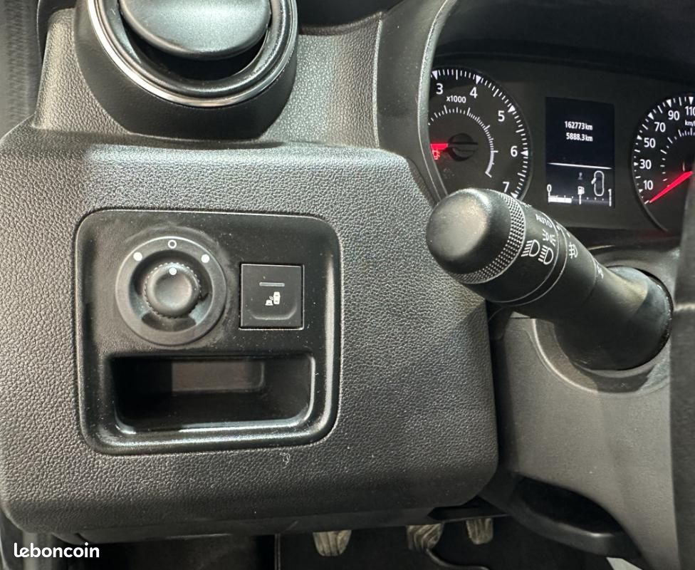 Dacia Duster TCe 90 4x2 Prestige (image 16)