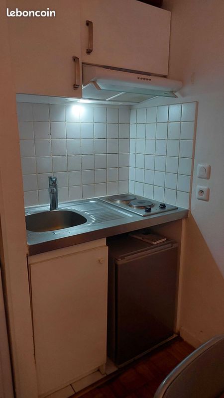 Appartement 1 pièce 20 m² · à Paris · 20 m² · 735 €/mois