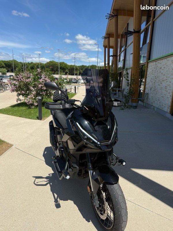 Xadv 750 (image 1)