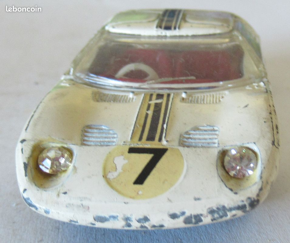 Ford GT (Dinky toys – Meccano – Vintage) (image 5)